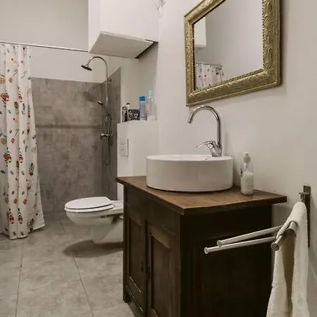 Vacation Boutique Apartment
